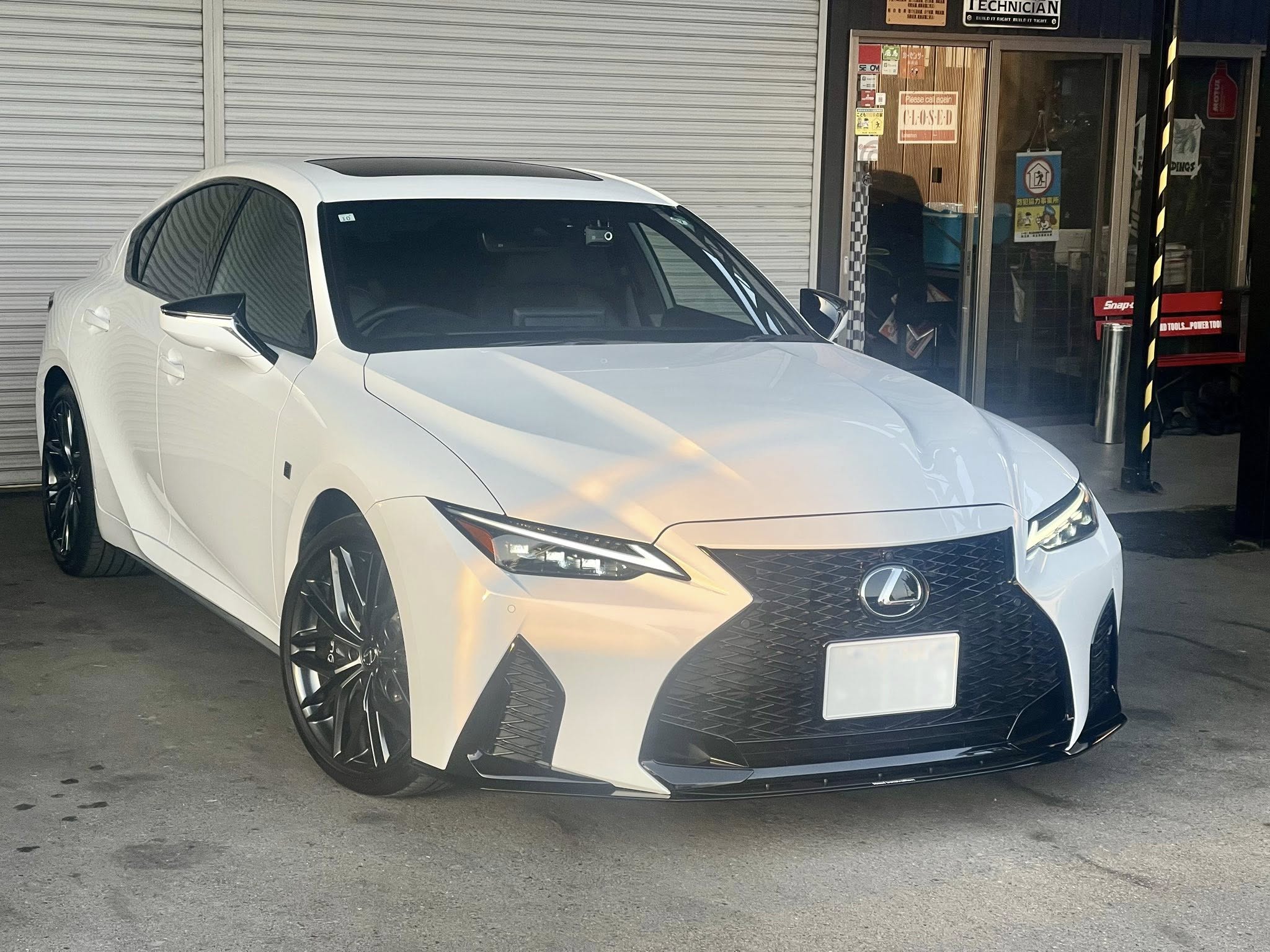 556859235_1398408628558051_7916425491365566138_n